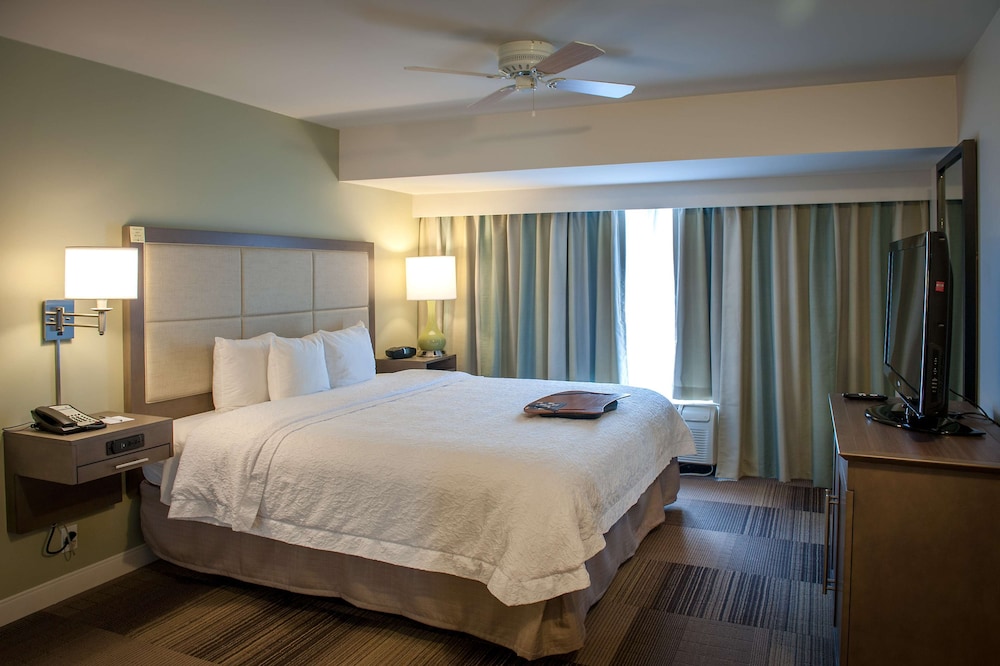 Hampton Inn & Suites New Orleans Elmwood Clearview Pkway LA - photo 28