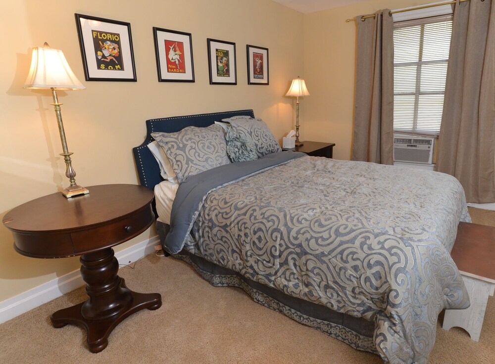 The Oxford Inn - photo 6