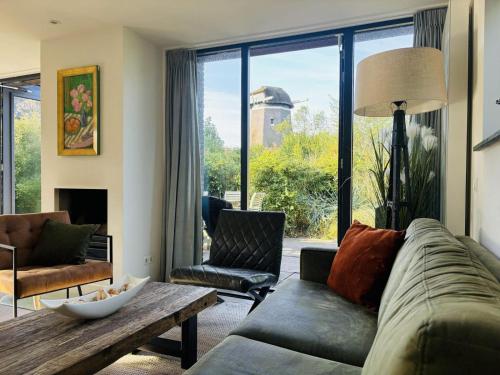 Villa Happy Days — 4-Star Luxury Hotel in Egmond Aan Zee, Netherlands