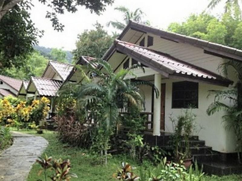 Rommai Chailay Resort & Seafood in Ko Chang Tai, Thailand