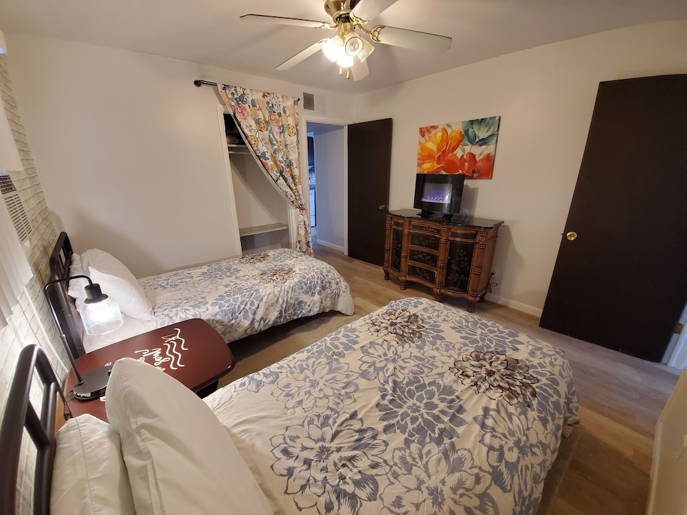 Lake Breeze Resort - photo 33