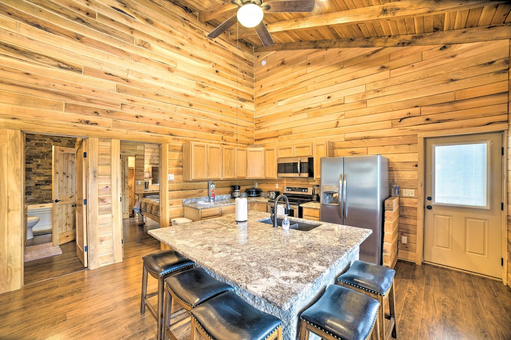 Woodsy Mountain Cabin: 2 Mi to Angel Fire Resort - photo 4