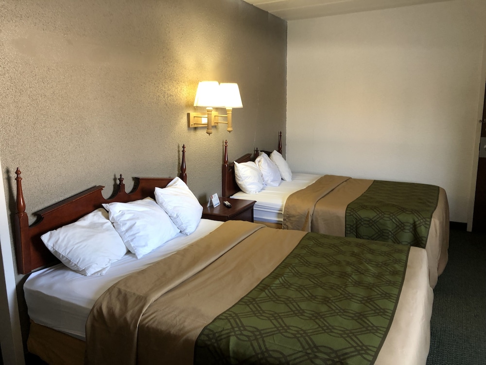 Econo Lodge Wisconsin Rapids - photo 3