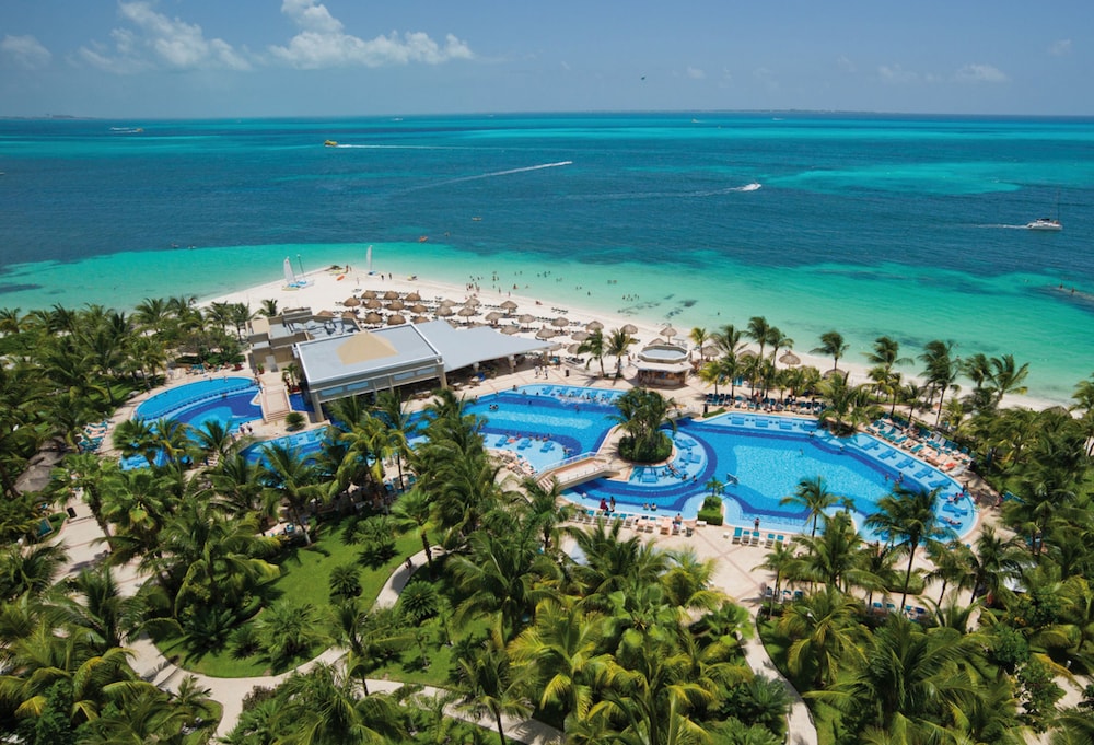 Hotel Riu Caribe All Inclusive — hotel in Cancun