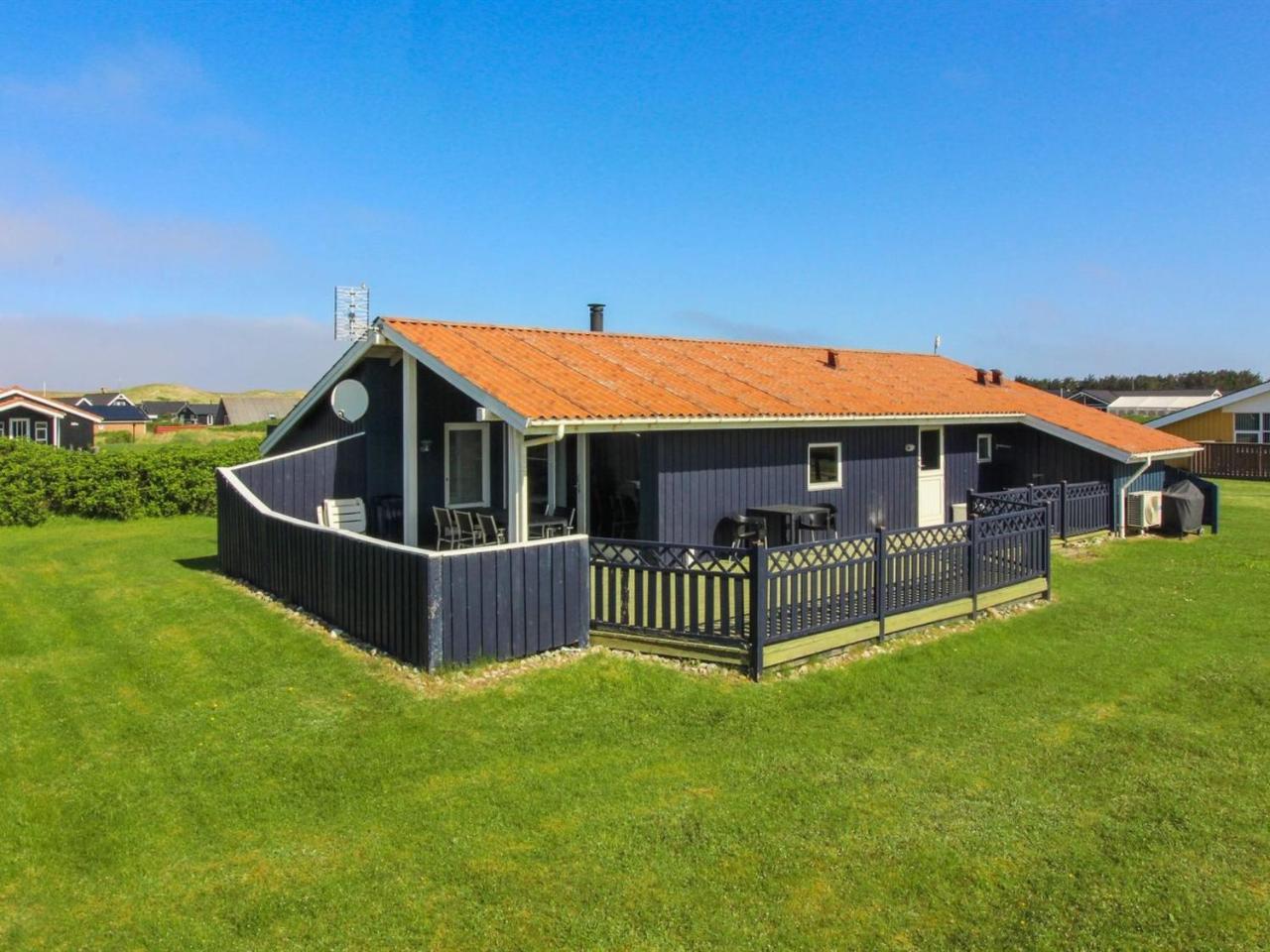 Holiday Home Odmar 300m from the sea by Interhome — 4-Star Luxury Hotel in Harboore, Denmark