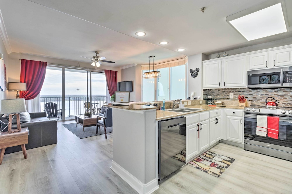 Family Resort Condo with 2 Pools 1 Mi to Disney - photo 4