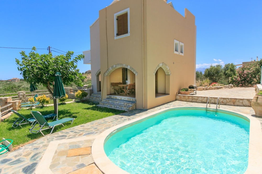 Villa Neria Large Private Pool Sea Views A C Wifi 2116 — 4-Star Luxury Hotel in Chania, Greece