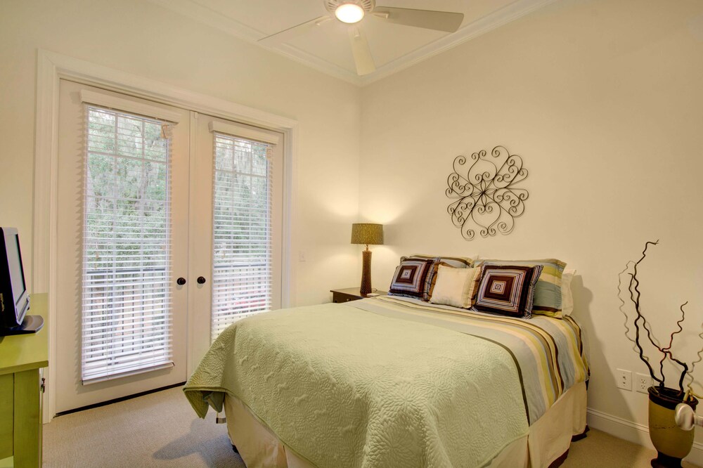 400 Ocean Blvd. #1206 by Hodnett Cooper - photo 7