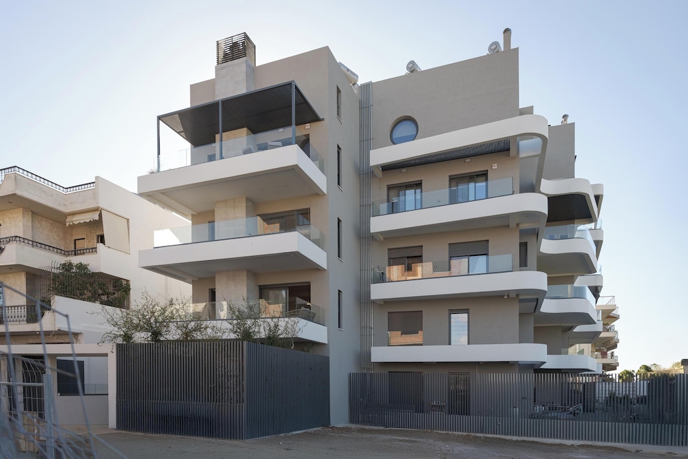 Glyfada Experience Residence — 4-Star Luxury Hotel in Glyfada, Greece