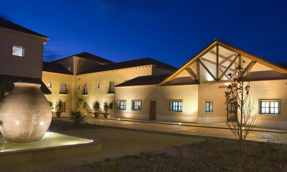 Hotel de Bodegas Hacienda Albae — hotel in Argamasilla De Alba