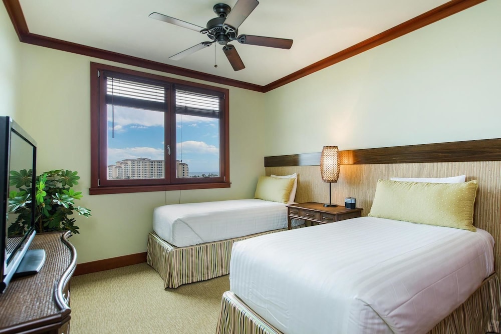 Three bedroom Villas at Ko Olina Beach Villas Resort - photo 4
