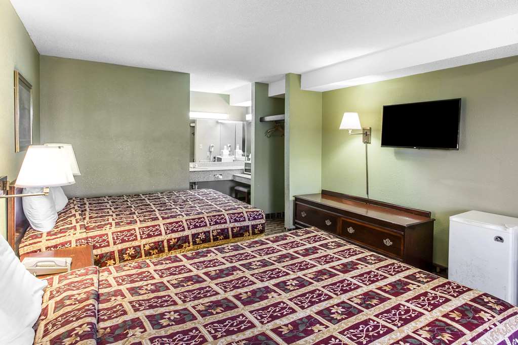 Rodeway Inn & Suites Smyrna Nashville Area - photo 19