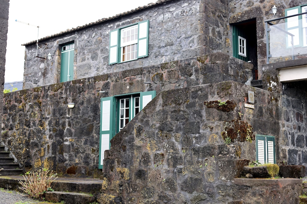Adegas do Pico — 4-Star Luxury Hotel in Sao Roque Do Pico, Portugal