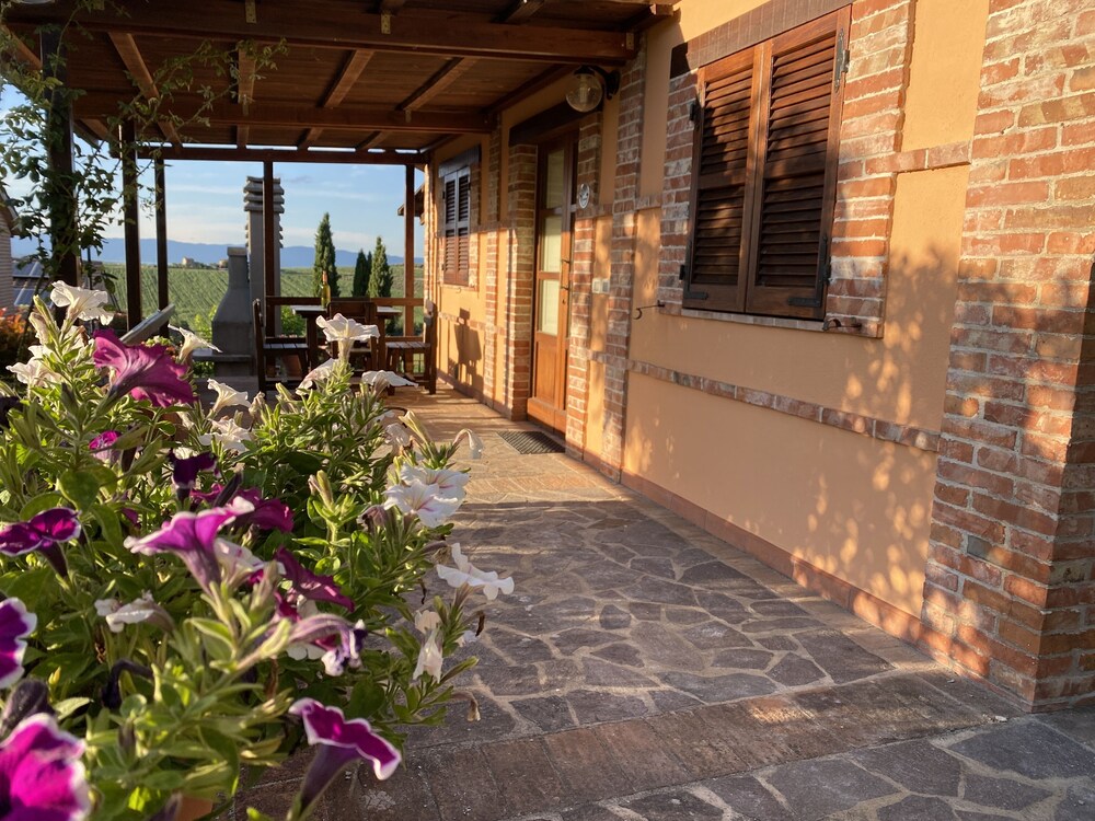 Tenuta Badia '99 — hotel in Paciano