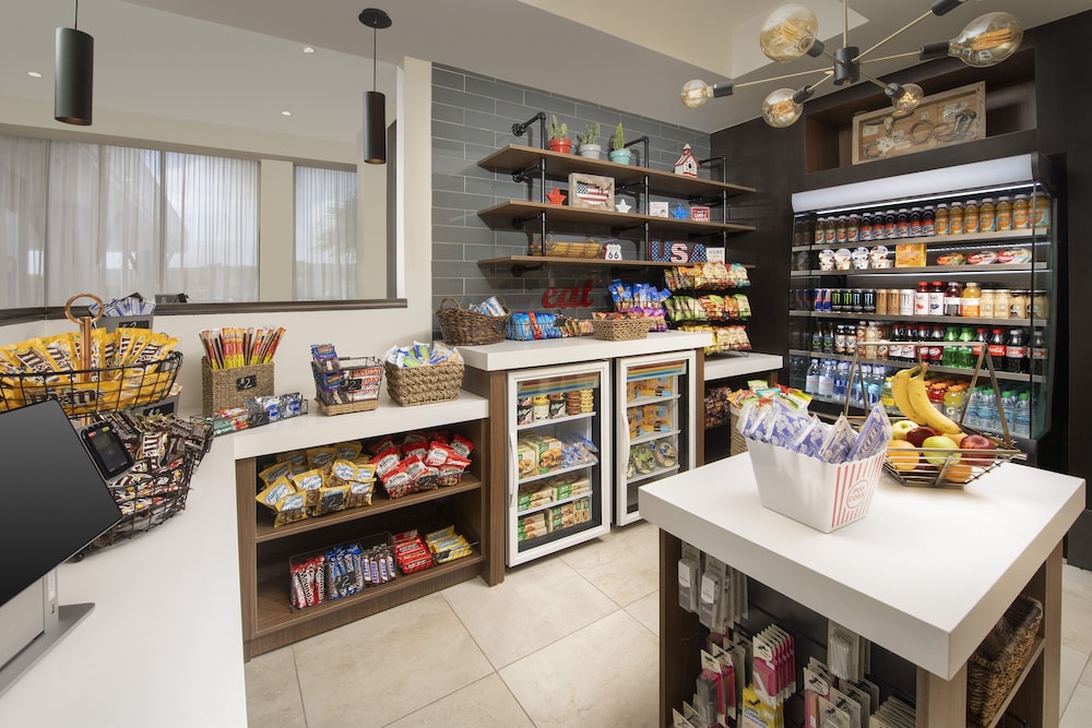 Crowne Plaza San Antonio Airport by IHG - photo 18