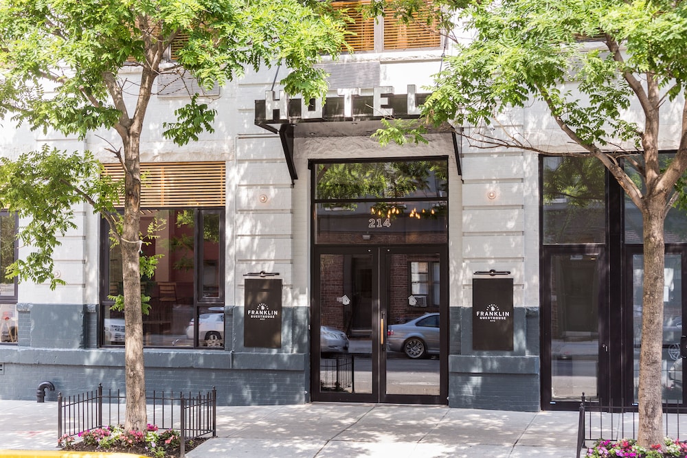 Franklin Guesthouse — 4-Star Luxury Hotel in Brooklyn, United States