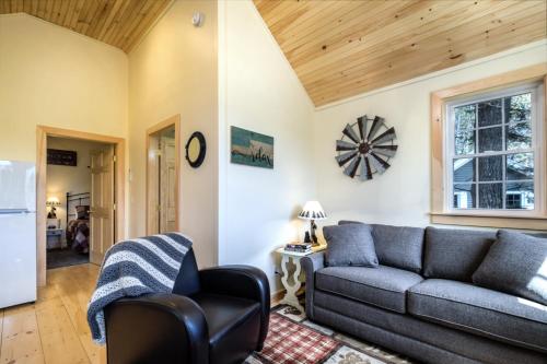 Pine Grove Cottages - featured photo