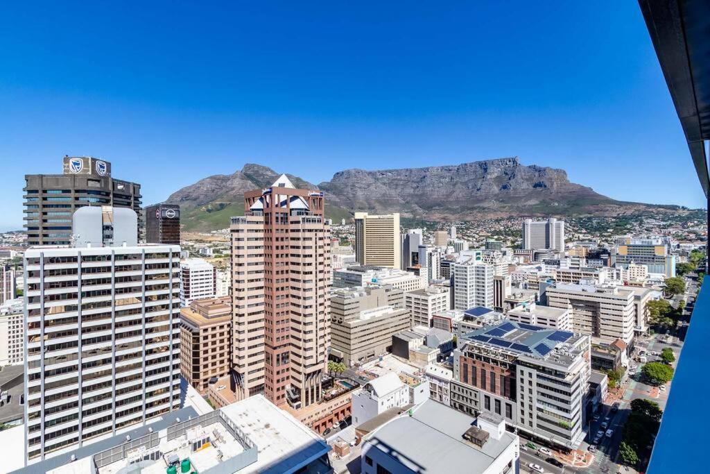 Cape Town Bree Street 27th Floor Studio Apt Views