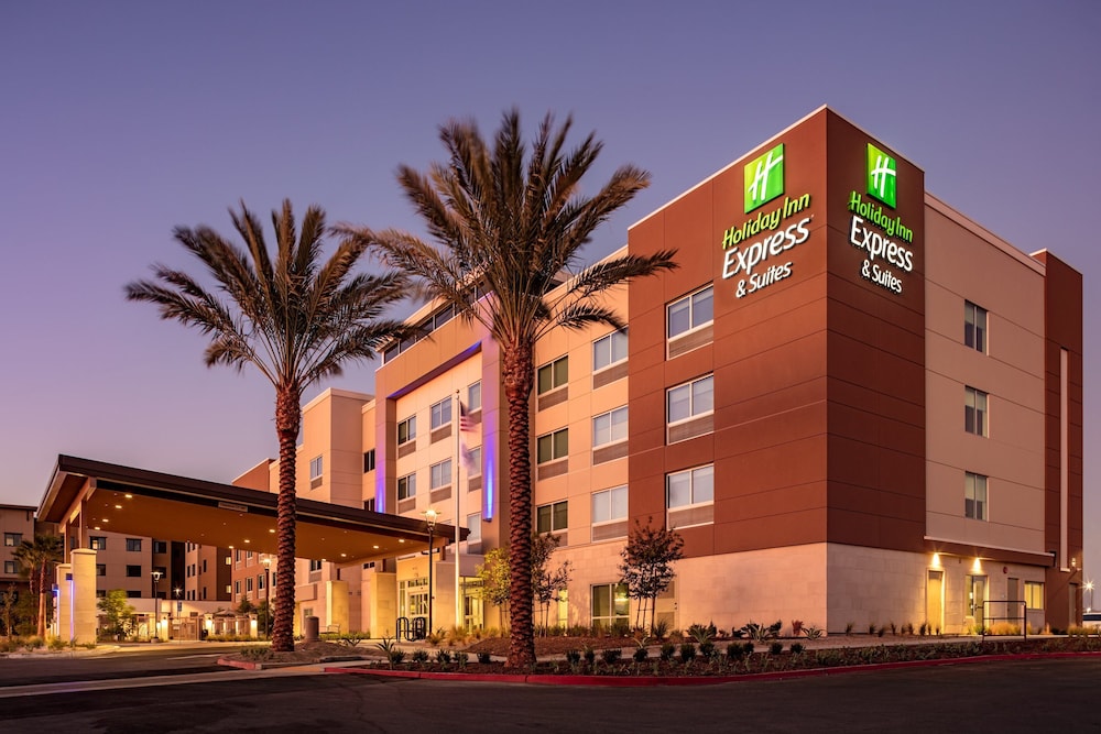 Holiday Inn Express Suites Moreno Valley Riverside By Ihg — Moreno Valley