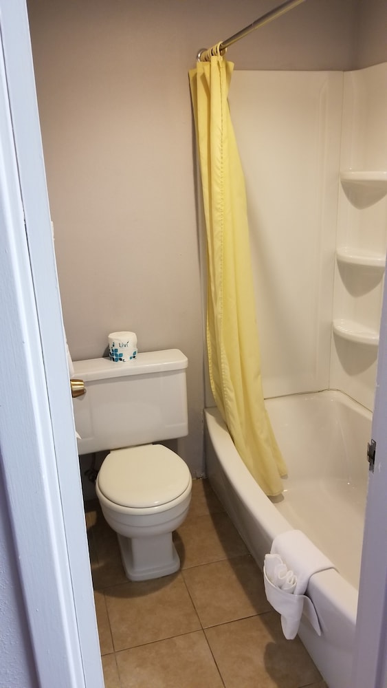 Santa Fe Inn Pueblo - photo 16
