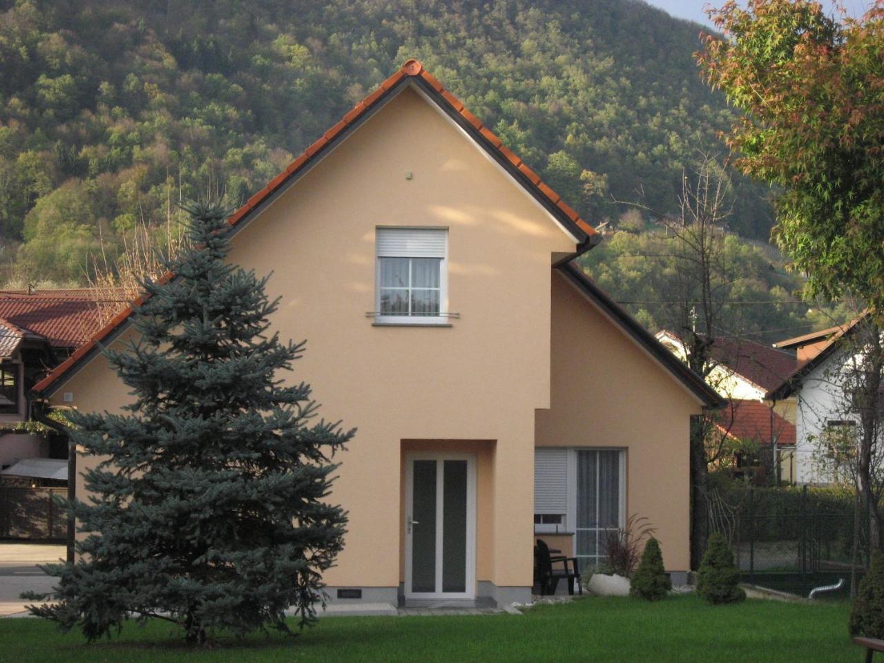 Apartmaji in Sobe RaMar - last minute hotel in Straza