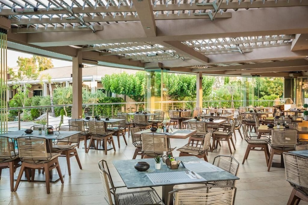 מזון ומשקאות