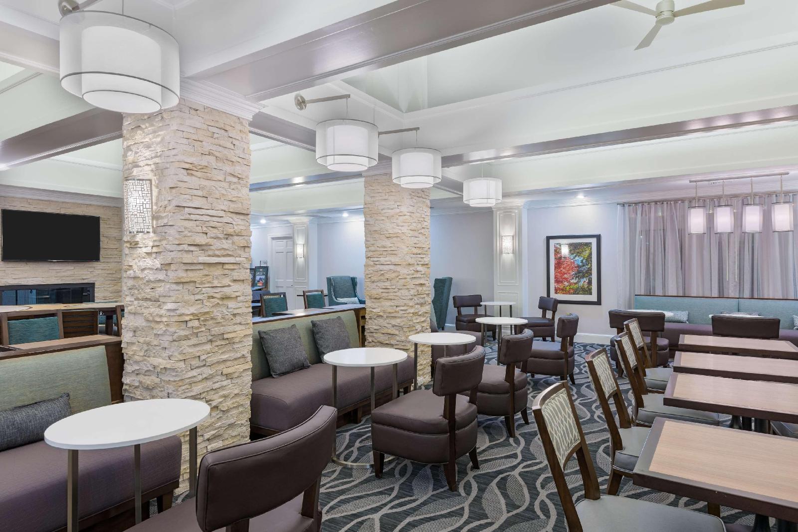 Homewood Suites by Hilton Charlotte North Univ Research - photo 16