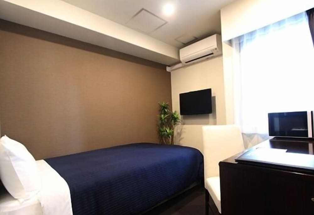 Hotel Livemax Sagamihara Ekimae in Sagamihara, Japan