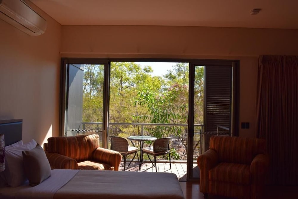 Cicada Lodge — Katherine — photo 2