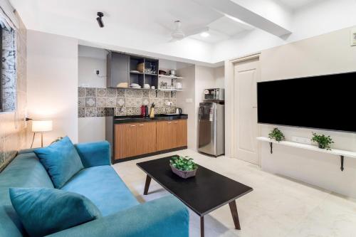 Tori 1BHK Bandra W by The Bombay Home Company