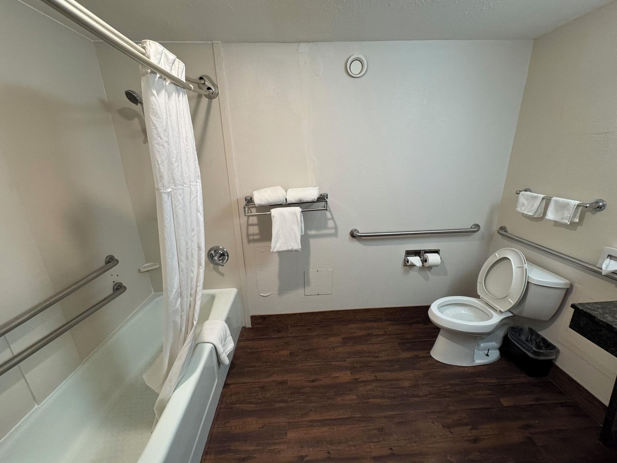 Mountain Valley Inn & Suites - photo 24