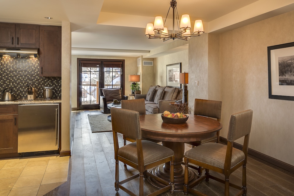 Madeline Hotel & Residences Auberge Collection - photo 98