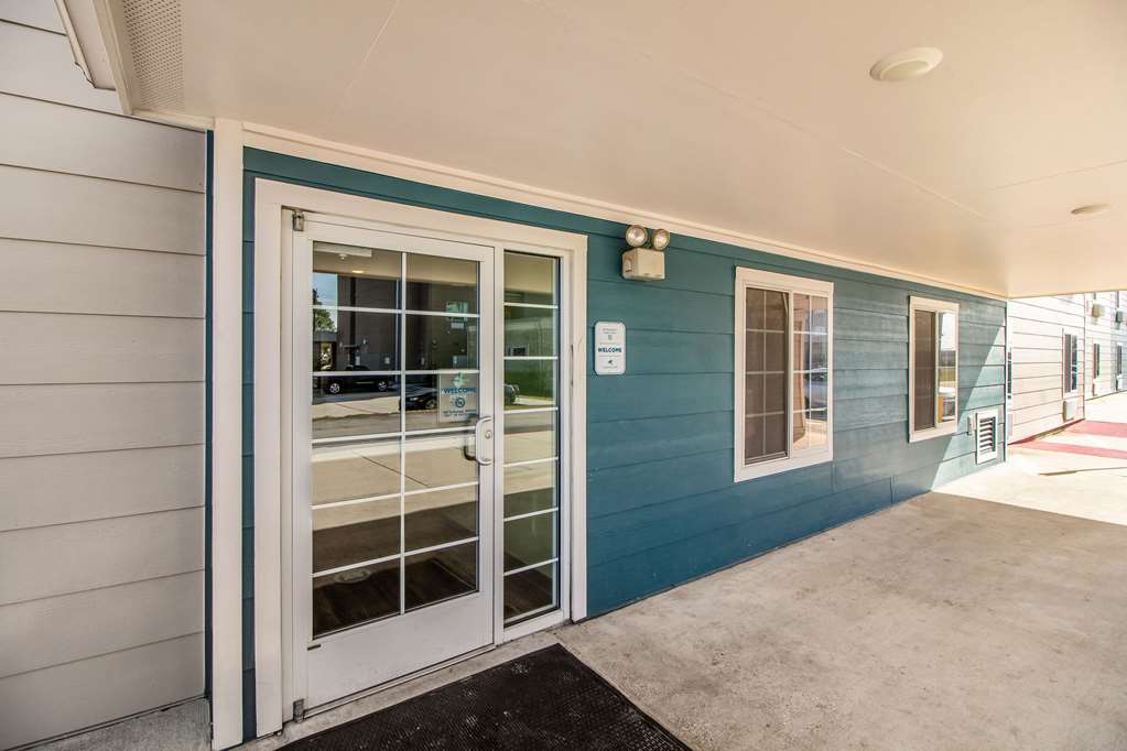 WoodSpring Suites Houston Baytown - featured photo