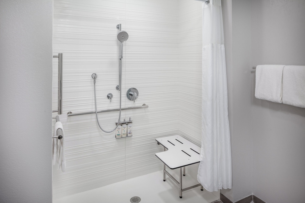 avid hotel North Platte by IHG - photo 8