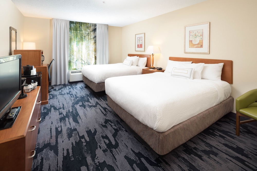 Fairfield Inn & Suites South Boston - photo 8