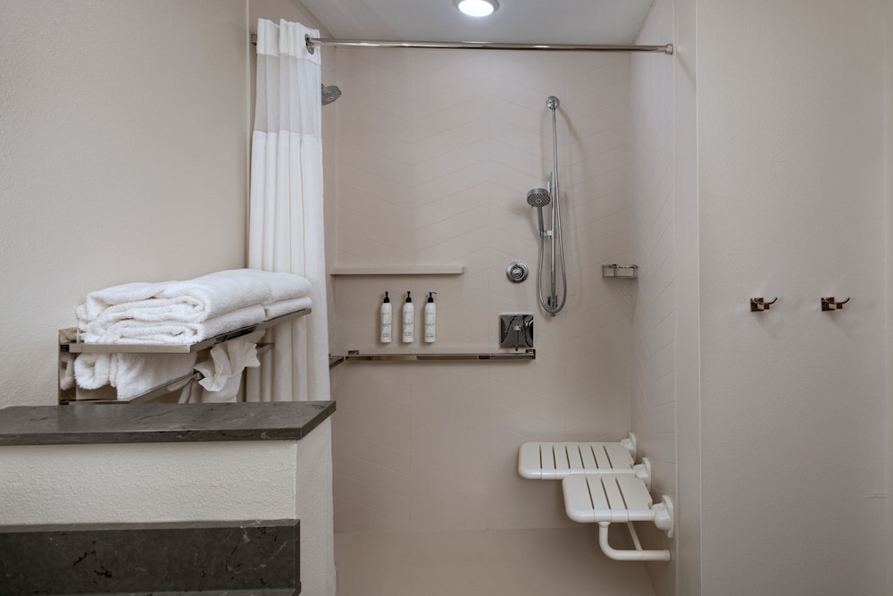 Fairfield by Marriott Inn & Suites Austin Georgetown - photo 11