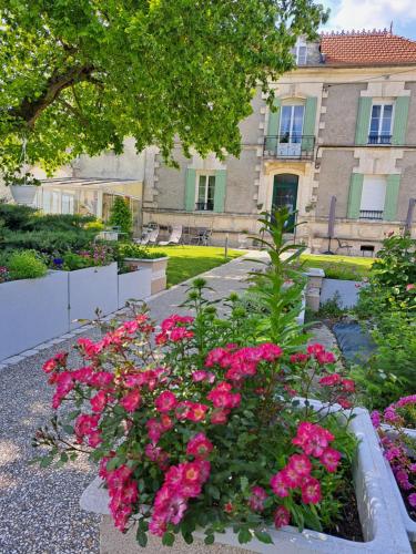 La Metairie Au Milieu Des Vignes - carbon neutral hotel in Unknown City