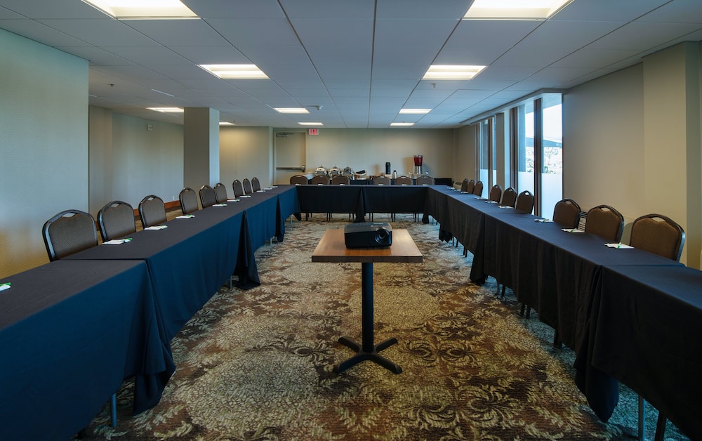 Holiday Inn Nashville Vanderbilt by IHG - photo 59