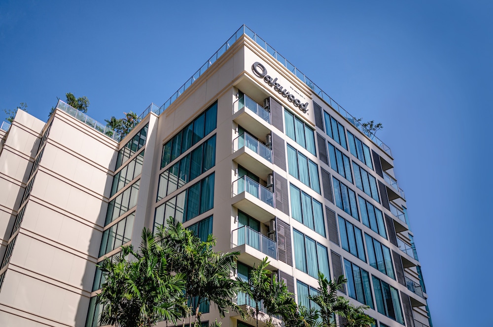 Oakwood Residence Sukhumvit 24 Bangkok — 4-Star Luxury Hotel in Bangkok, Thailand