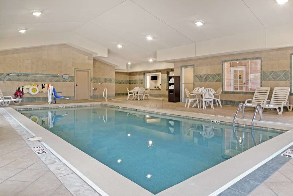 Best Western Executive Inn & Suites - photo 41
