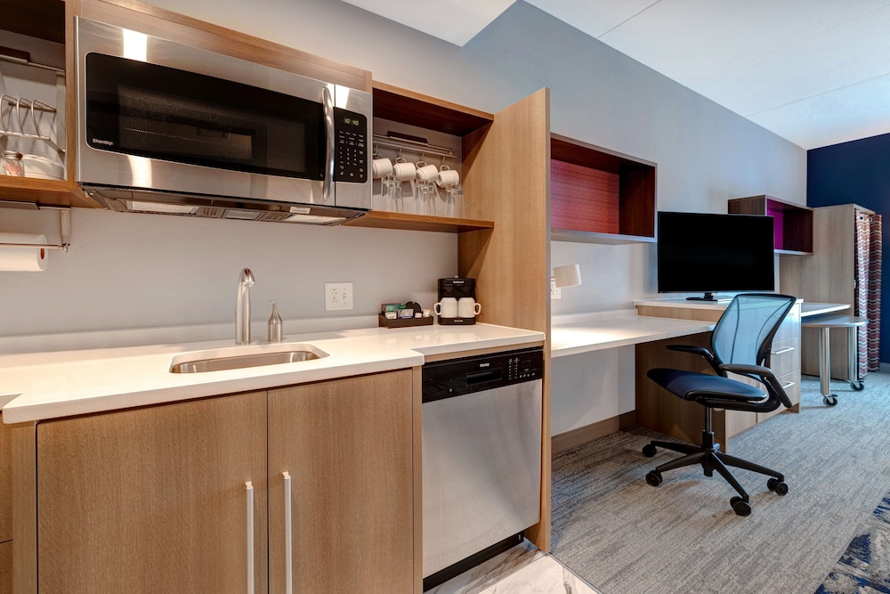 Home2 Suites Downtown Nashville Metrocenter - photo 21