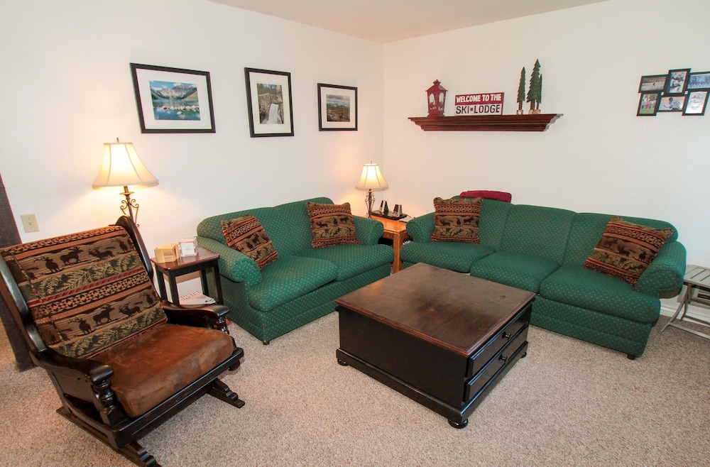 Mammoth Ski & Racquet Club - photo 35