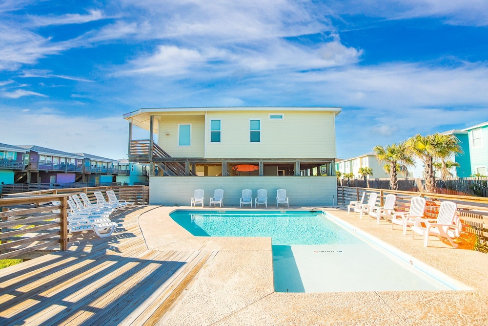 Sandy Coral in Port Aransas, United States