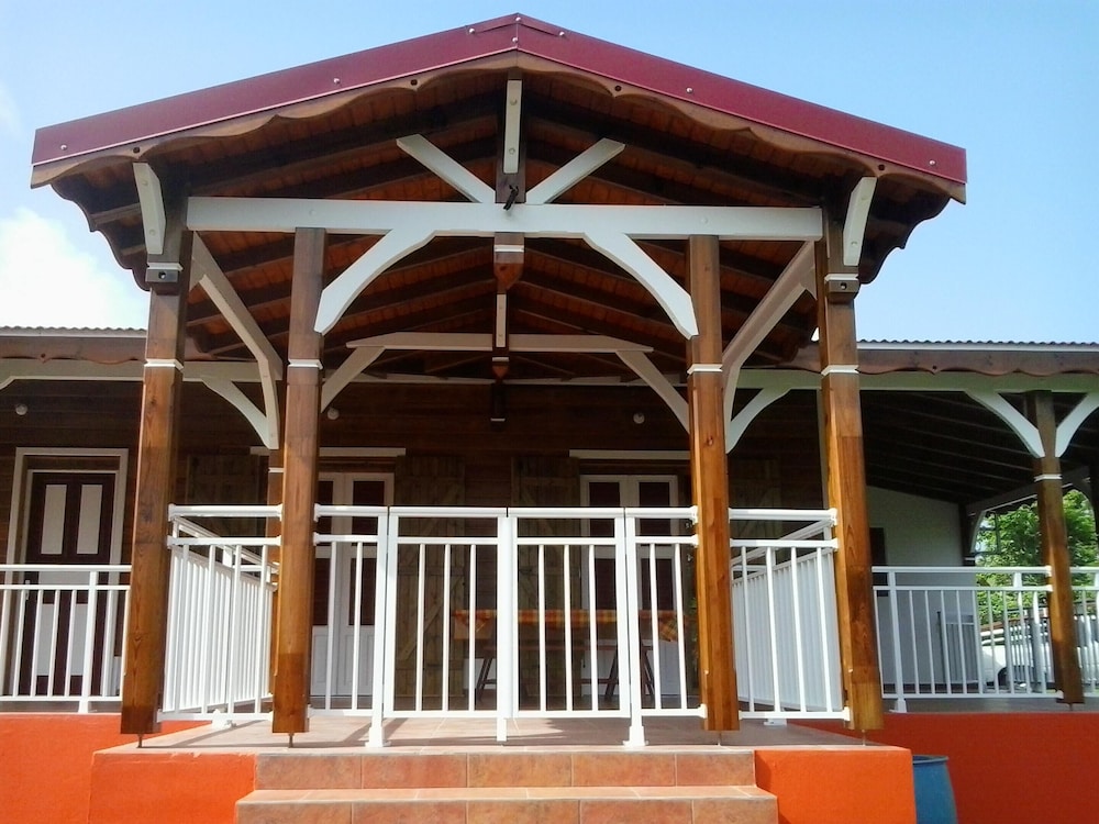 House With 3 Bedrooms in Anse bertrand With Enclosed Garden and Wifi 7 km From the Beach — 4-Star Luxury Hotel in Anse-Bertrand, Guadeloupe