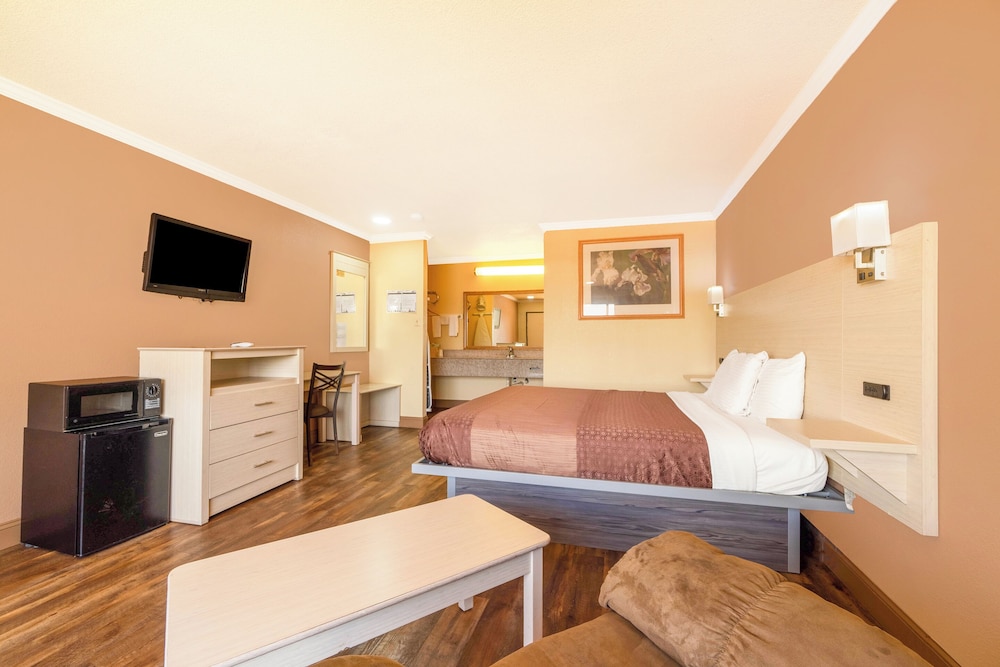River Valley Motor Inn La Grange Texas - photo 15