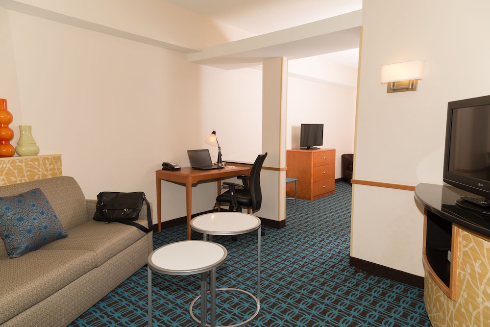Fairfield by Marriott Inn & Suites Morgantown - photo 11