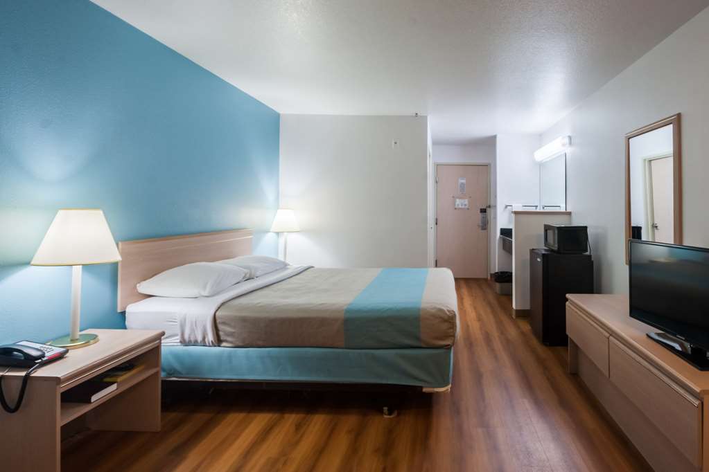 Motel 6 Seaside OR - photo 14
