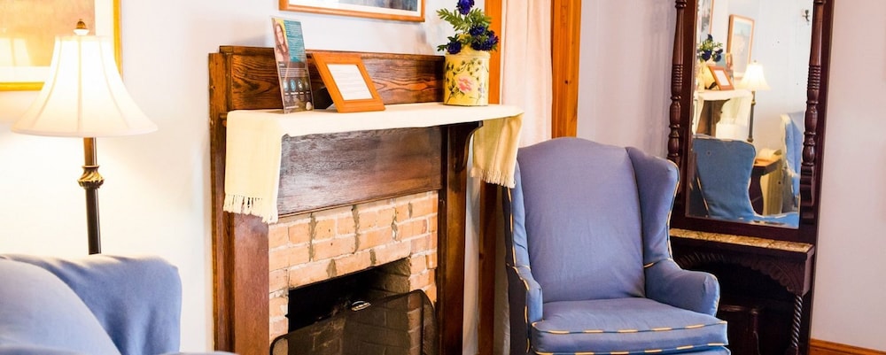 Sweetwater Branch Inn - photo 15