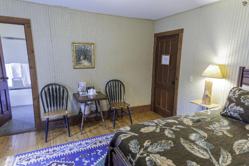The Woods Inn - photo 37