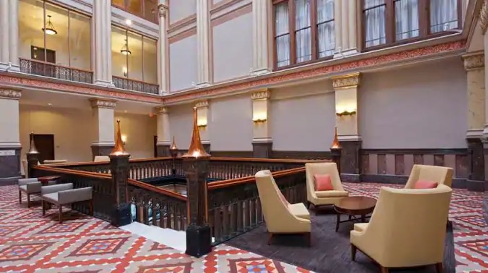 Hilton Garden Inn Milwaukee Downtown - photo 3